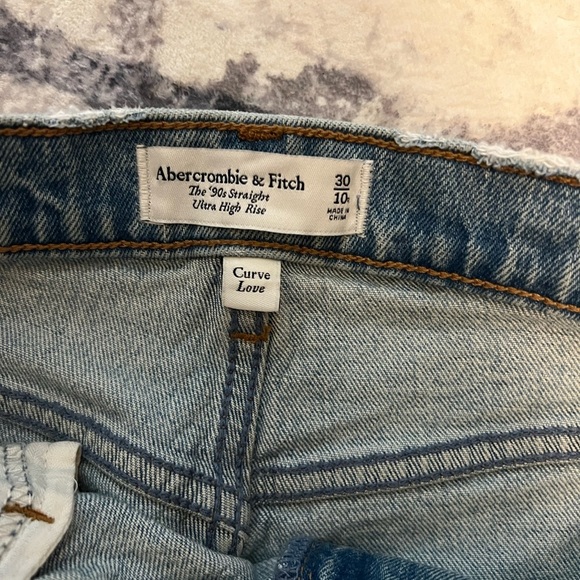 Abercrombie & Fitch Light Blue High Rise Jeans - Picture 4 of 7